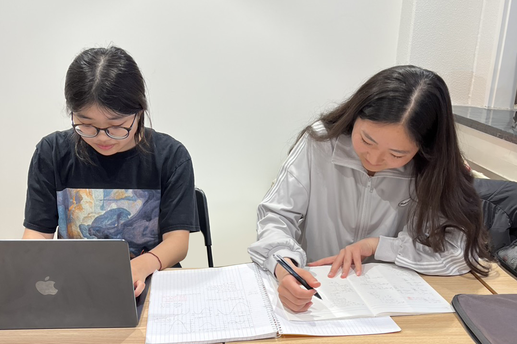 「考える力がつく場所」— 佐藤塾 中高生アンケート集計結果